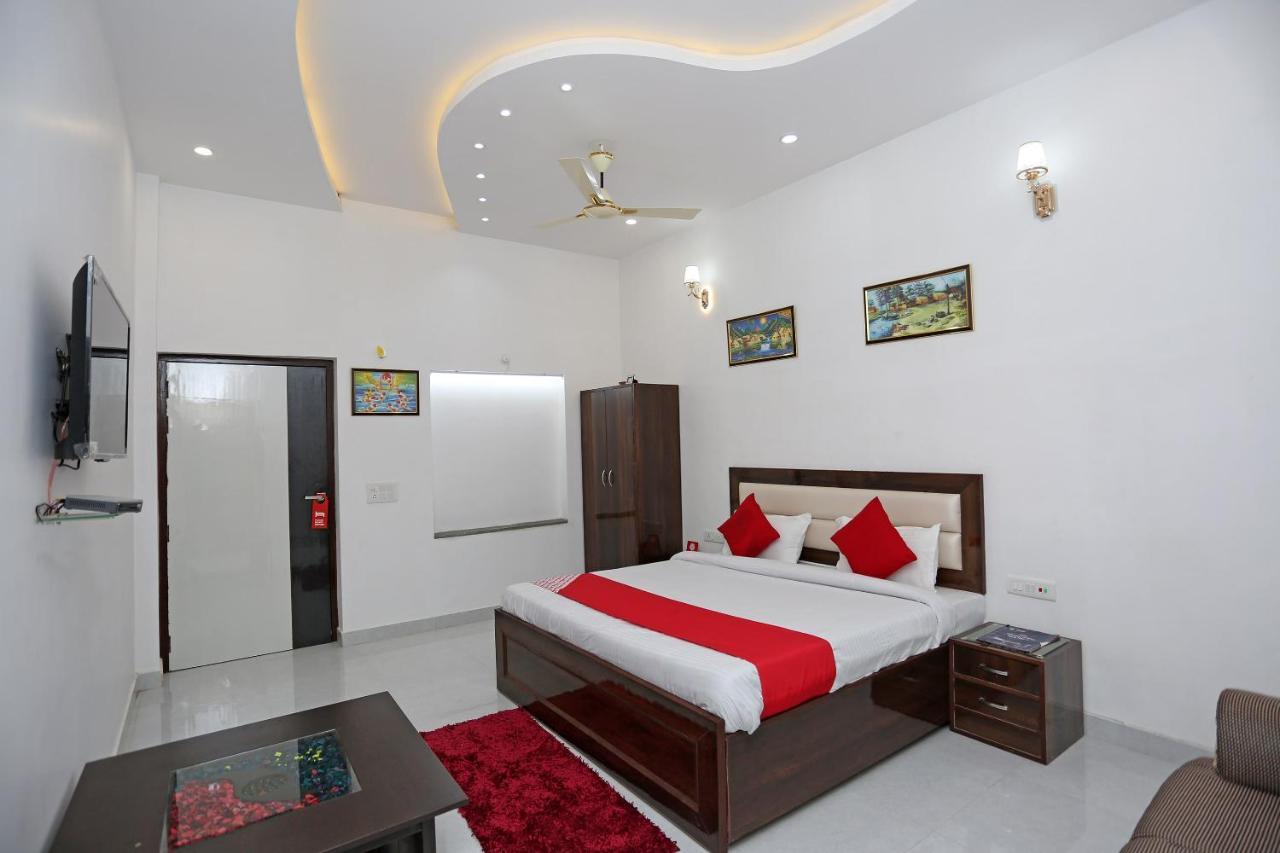 Hotel Rest Palace Agra  Dış mekan fotoğraf
