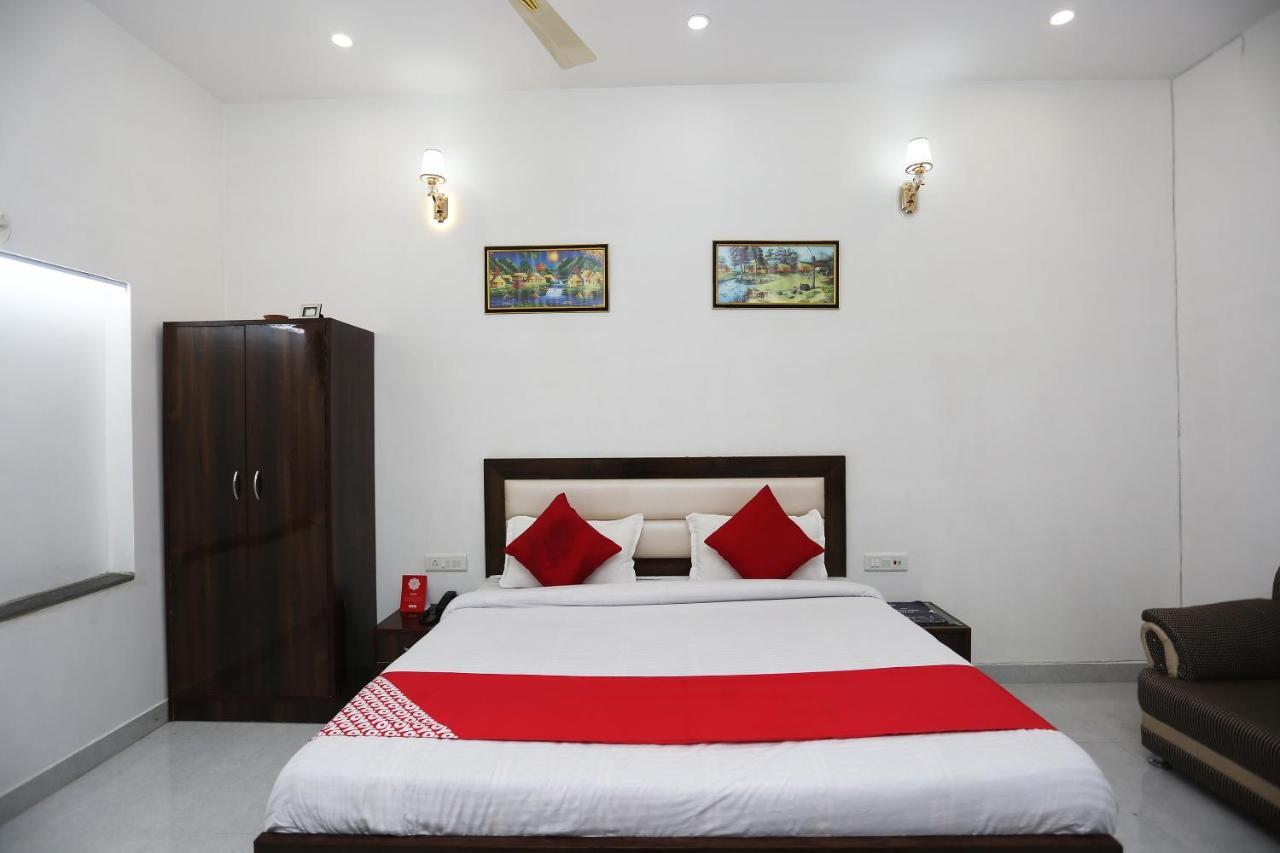 Hotel Rest Palace Agra  Dış mekan fotoğraf