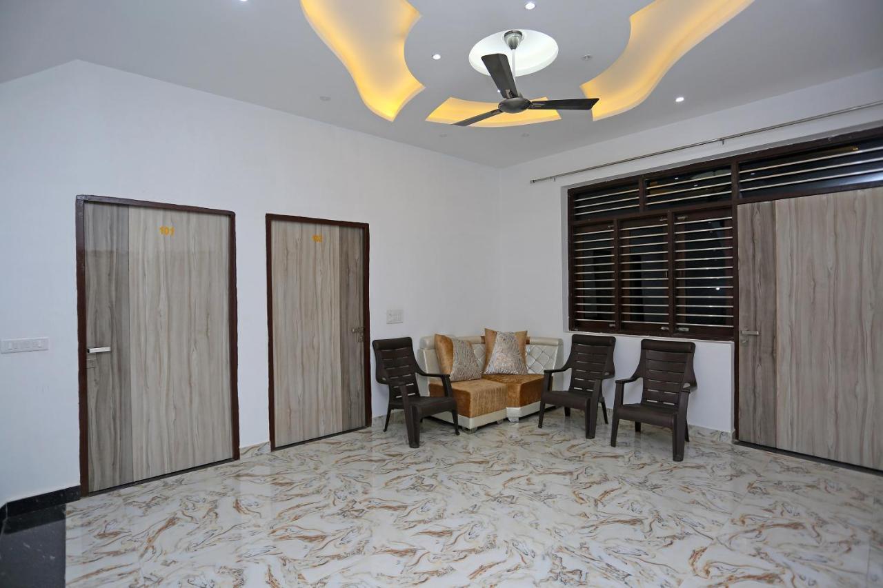 Hotel Rest Palace Agra  Dış mekan fotoğraf